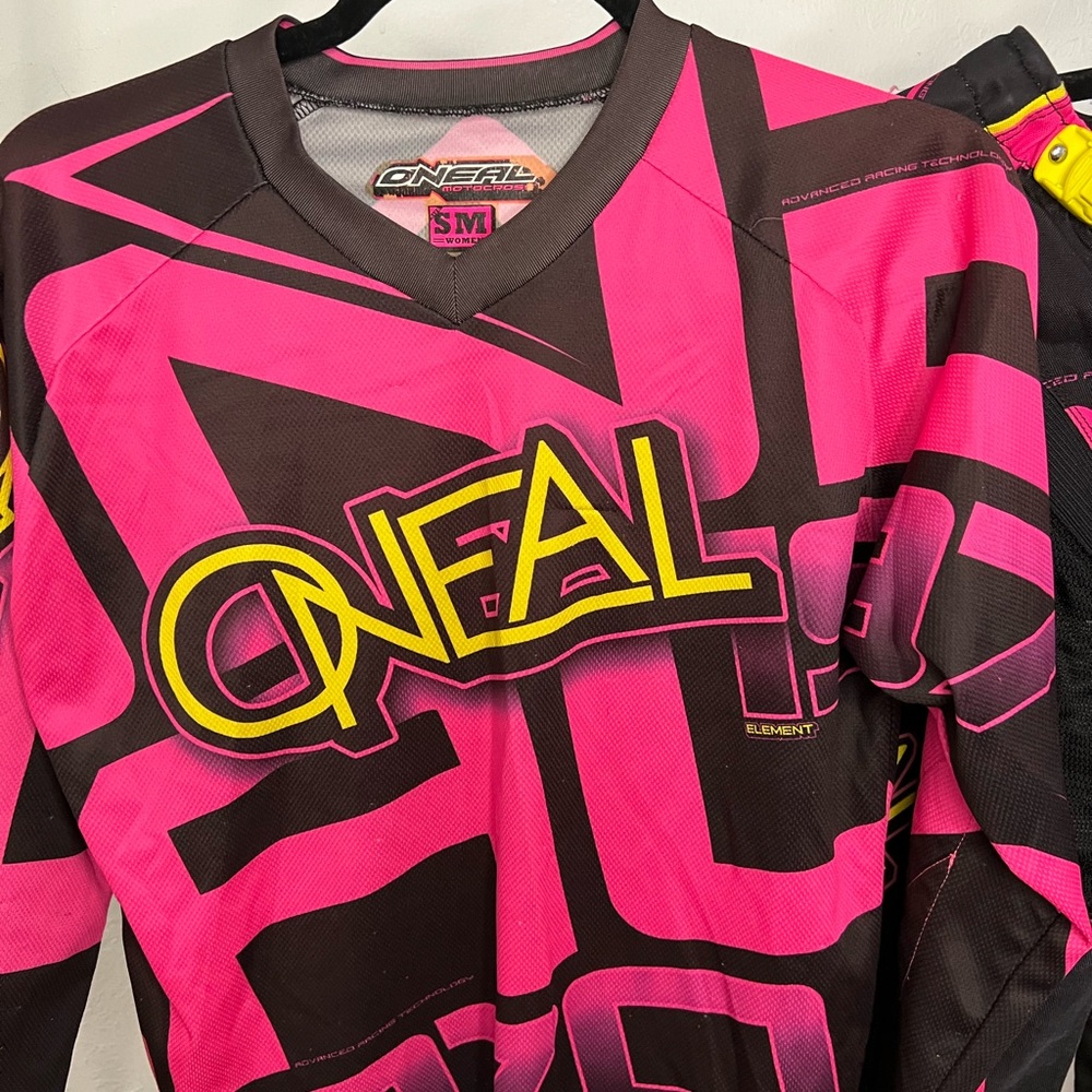 O’Neil Riding Set - Picture 3 of 4